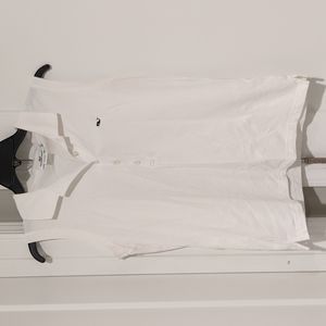 VGUC vineyard Vines white polo tank, Size Medium